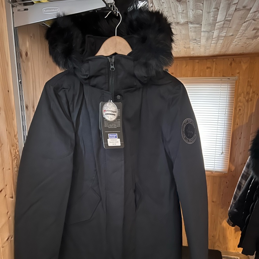 Manteau d’hiver toboggan neuf médium
